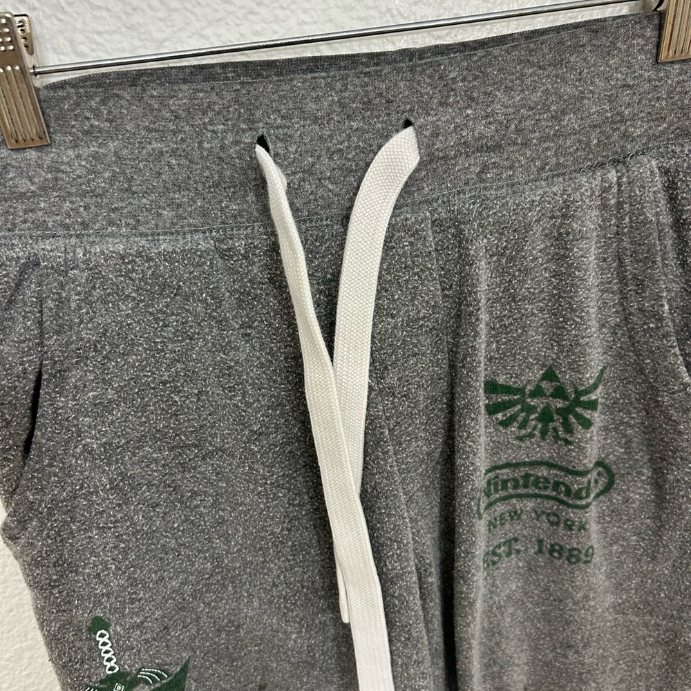 Nintendo New York Legend of Zelda Link Sword Sweatpants Jogger Pants NY Sz S - Picture 4 of 9